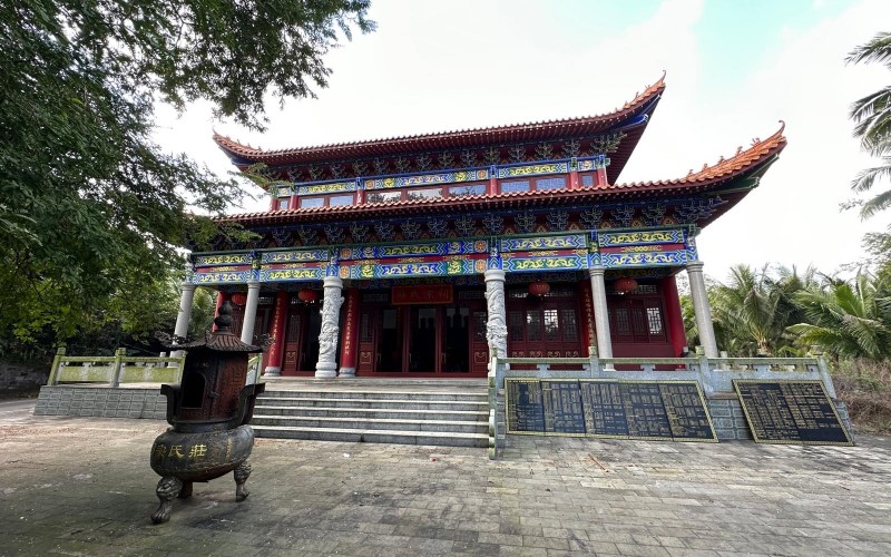 An 800-Year-Old Family History